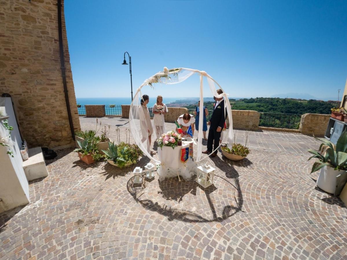 Relais Borgo Sul Mare Ospitalita Diffusa Silvi Paese المظهر الخارجي الصورة